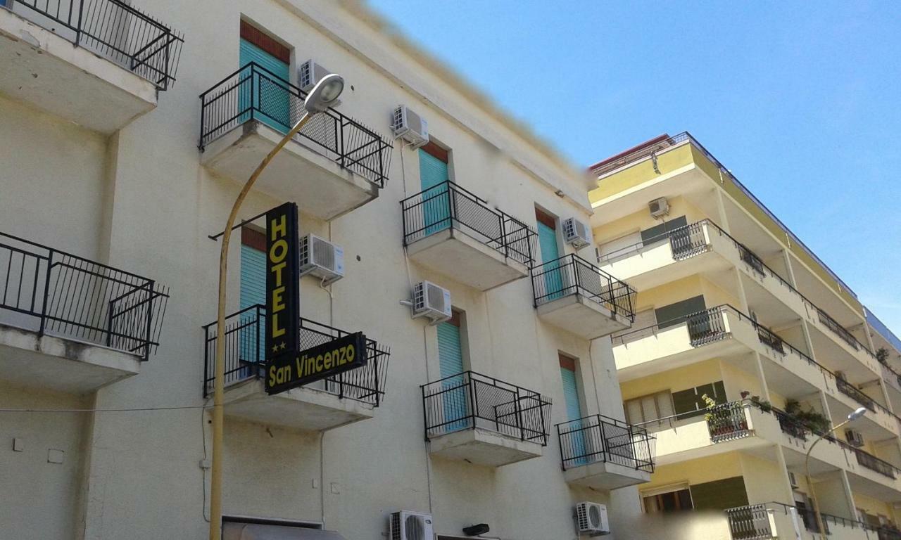 Hotel San Vincenzo Soverato Marina Kültér fotó