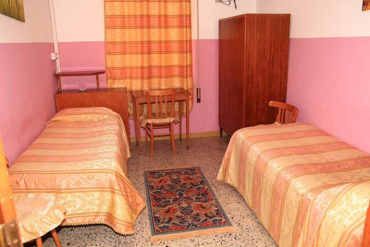 Hotel San Vincenzo Soverato Marina Kültér fotó